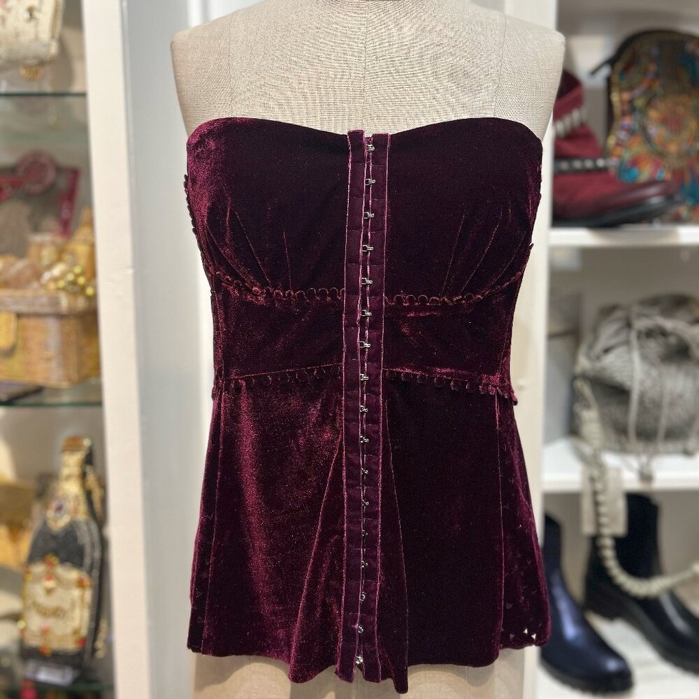 VELVET BUSTIER